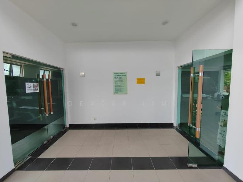 Pangsapuri untuk Dijual di Molek Pine 2 - Dexter Lim - Gym - PropertyGuru.com.my
