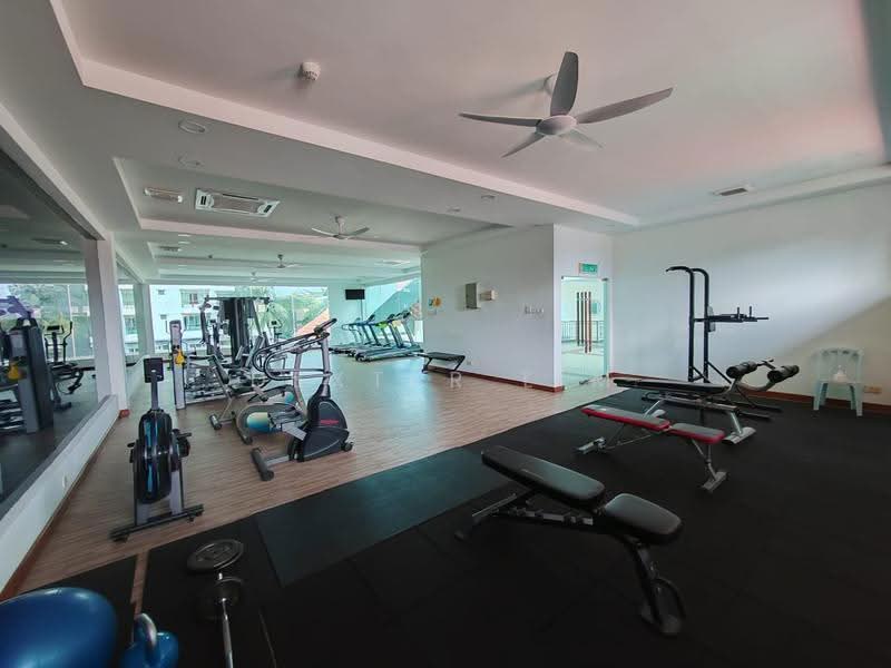 Pangsapuri untuk Dijual di Molek Pine 2 - Dexter Lim - Gym - PropertyGuru.com.my