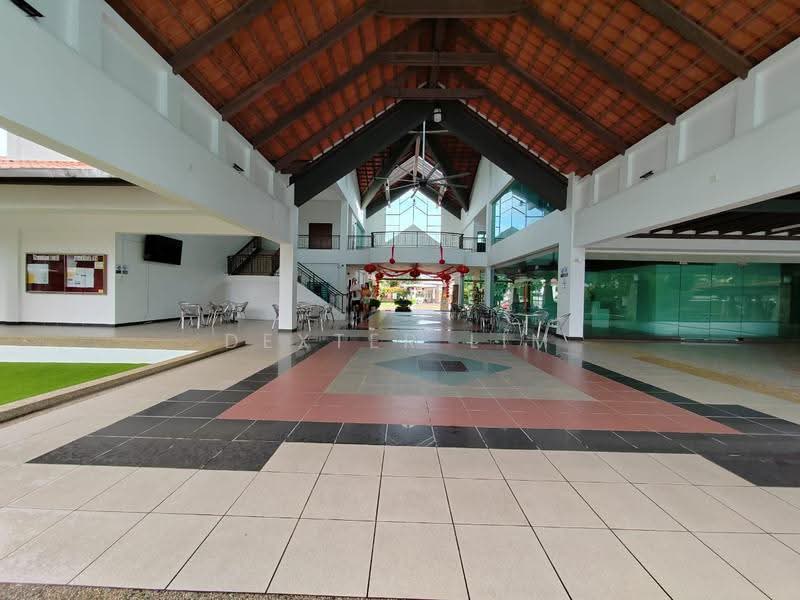 Pangsapuri untuk Dijual di Molek Pine 2 - Dexter Lim - Entrance - PropertyGuru.com.my