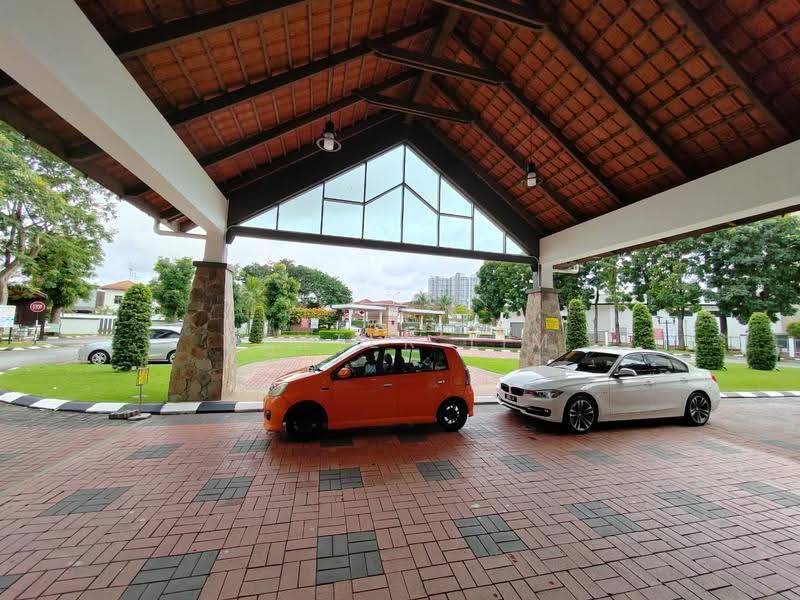 Pangsapuri untuk Dijual di Molek Pine 2 - Dexter Lim - Exterior - PropertyGuru.com.my