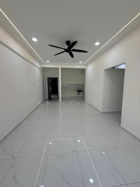 Townhouse for Sale in Taman Pulai Utama (Skudai) - Ah Liang - Living Room - PropertyGuru.com.my