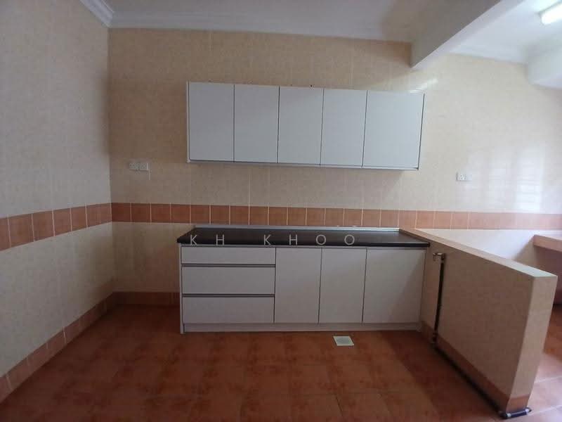 2-storey Terraced House for Sale in Putra Permai (Subang Jaya) - KH Khoo - Kitchen - PropertyGuru.com.my