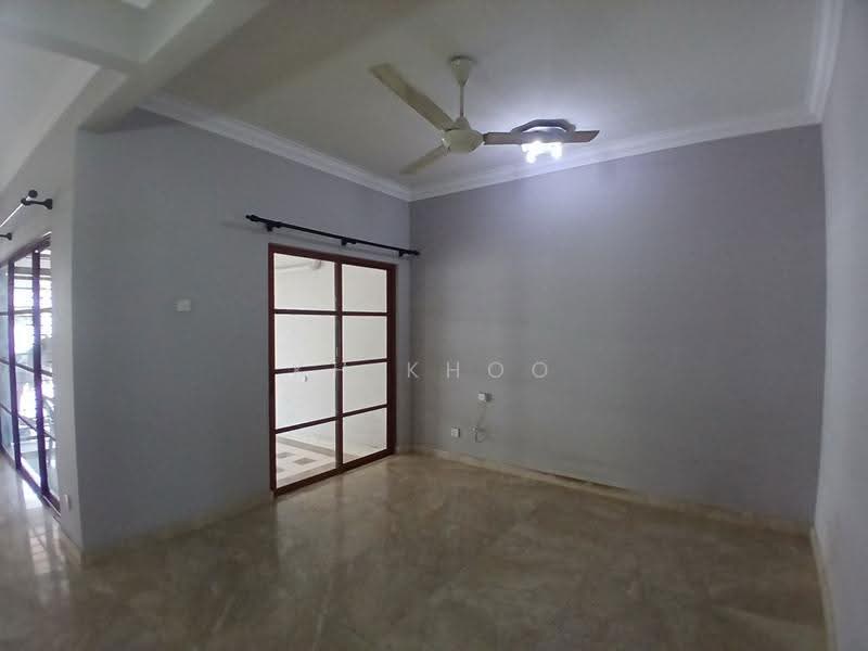 2-storey Terraced House for Sale in Putra Permai (Subang Jaya) - KH Khoo - Living Room - PropertyGuru.com.my