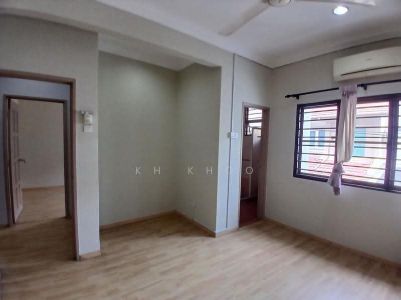 2-storey Terraced House for Sale in Putra Permai (Subang Jaya) - KH Khoo - Interior - PropertyGuru.com.my