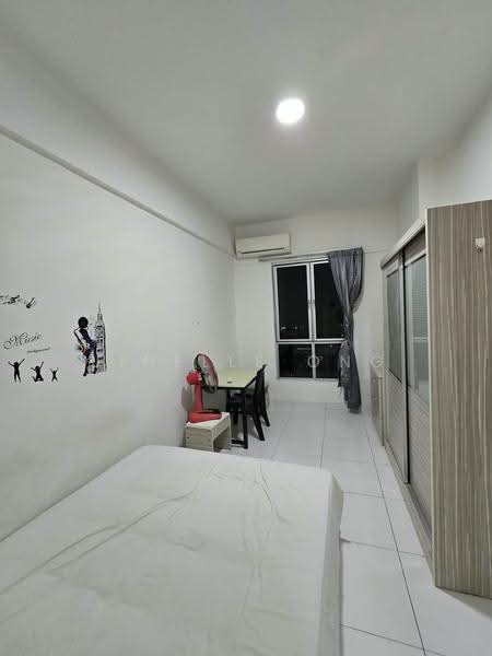 Kondominium untuk Disewa di Elit Heights @ Bayan City - Jinelle Ong - Bedroom - PropertyGuru.com.my