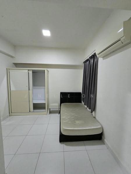 Kondominium untuk Disewa di Elit Heights @ Bayan City - Jinelle Ong - Bedroom - PropertyGuru.com.my