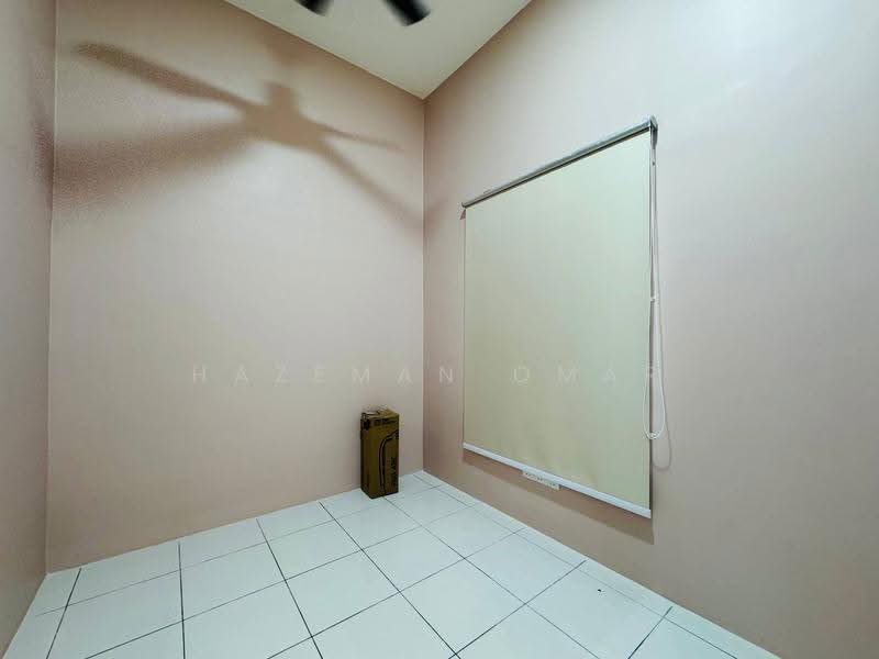 1-storey Terraced House for Sale in Cybersouth (Dengkil) - Hazeman Omar - PropertyGuru.com.my