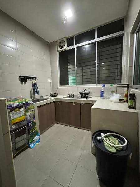 Condominium for Rent at Kiara Residence (Residensi Kiara Jalil 1) - Gin Low - Kitchen - PropertyGuru.com.my