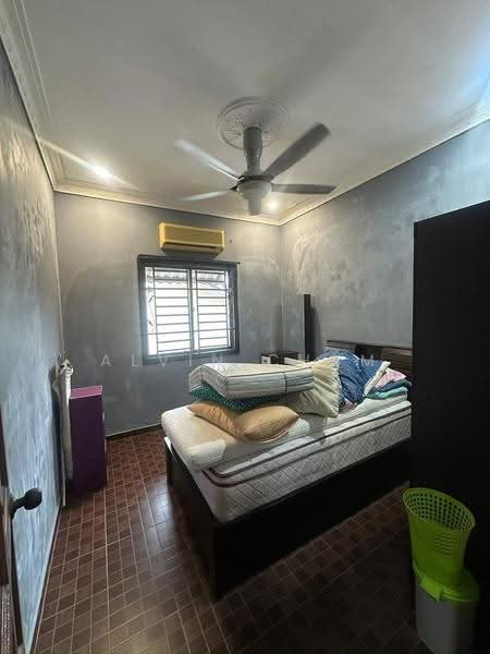 1.5-storey Terraced House for Rent in Johor Bahru (Johor) - Alvin Cham - Bedroom - PropertyGuru.com.my