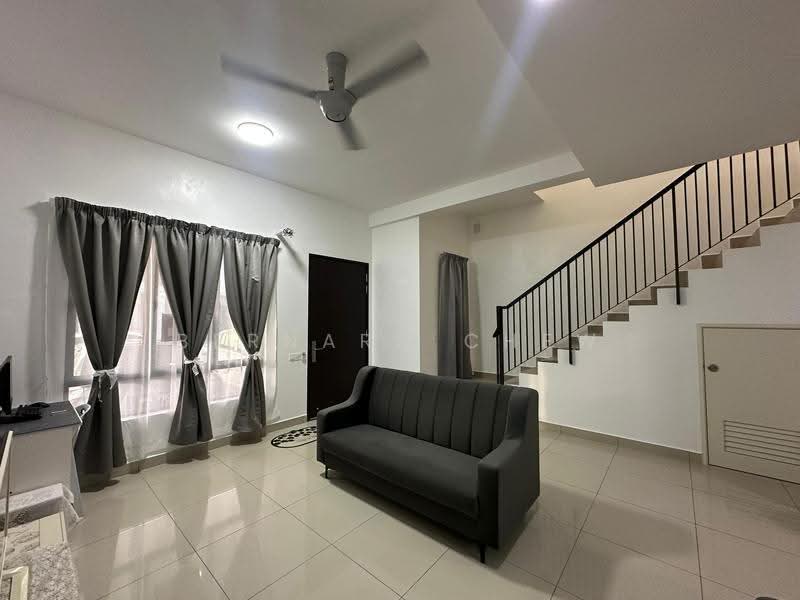 Rumah Teres 2-Tingkat untuk Disewa di Bandar Cassia (Batu Kawan) - Bernard Chew - Living Room - PropertyGuru.com.my