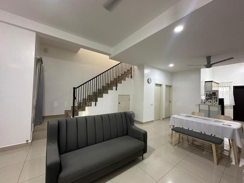 Rumah Teres 2-Tingkat untuk Disewa di Bandar Cassia (Batu Kawan) - Bernard Chew - Living Room - PropertyGuru.com.my