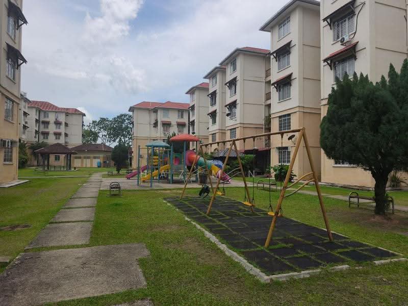 Pangsapuri untuk Dijual di Apartment Pesona - Hazim N - Exterior - PropertyGuru.com.my