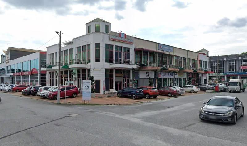 Shop / Office for Sale in Bandar Ipoh Raya (Ipoh) - Datuk Lee Heng - Exterior - PropertyGuru.com.my