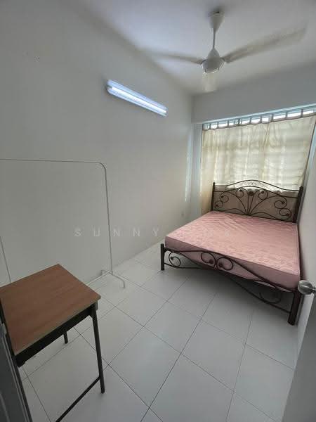 Condominium for Rent at Pinang Laguna - Sunny Lok - Bedroom - PropertyGuru.com.my