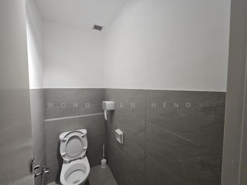 Retail Space for Rent in Cheras (Kuala Lumpur) - Wong Wen Heng - Bathroom - PropertyGuru.com.my