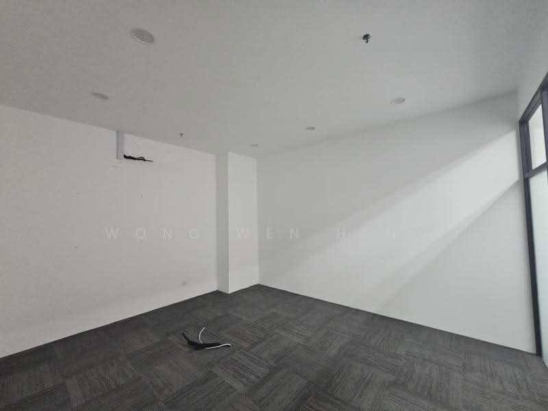 Retail Space for Rent in Cheras (Kuala Lumpur) - Wong Wen Heng - Interior - PropertyGuru.com.my