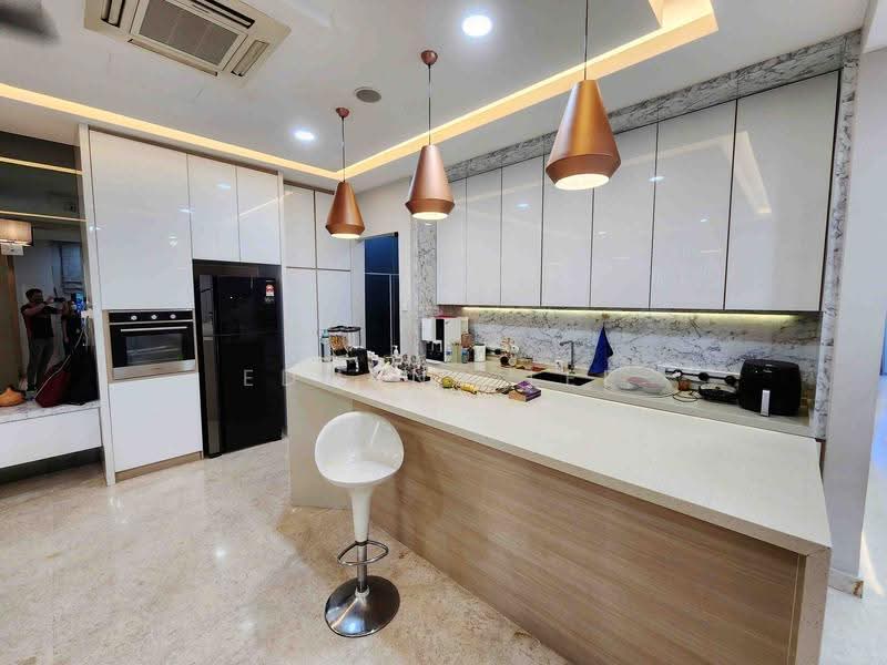 3-storey Terraced House for Sale in Lake Fields (Sungai Besi) - Edmund Lee - Kitchen - PropertyGuru.com.my