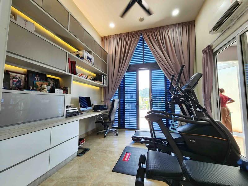 3-storey Terraced House for Sale in Lake Fields (Sungai Besi) - Edmund Lee - PropertyGuru.com.my