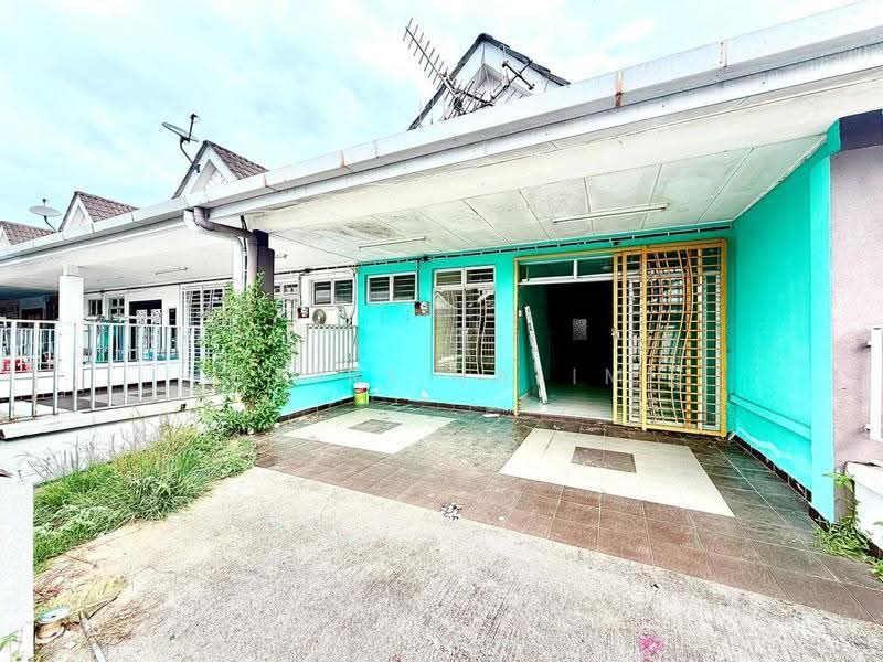 1-storey Terraced House for Sale in Bandar Putera 2 (Klang) - Hairi Halim - PropertyGuru.com.my