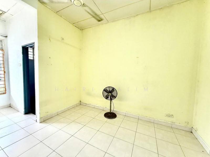 1-storey Terraced House for Sale in Bandar Putera 2 (Klang) - Hairi Halim - PropertyGuru.com.my