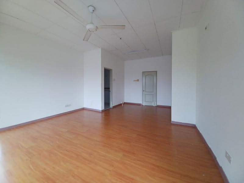 2-storey Terraced House for Sale in Bandar Bukit Raja (Klang) - Kelly Hu - Interior - PropertyGuru.com.my