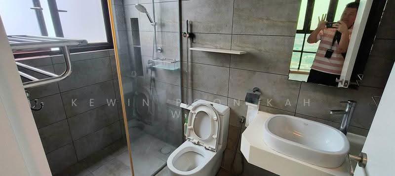 Kondominium untuk Disewa di Park Villa - Kewin Poon Kah Wei - Bathroom - PropertyGuru.com.my