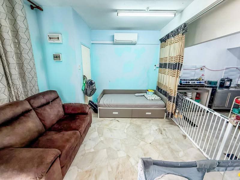 2-storey Terraced House for Sale in Seksyen 18 (Shah Alam) - Farhan Rafael - Living Room - PropertyGuru.com.my