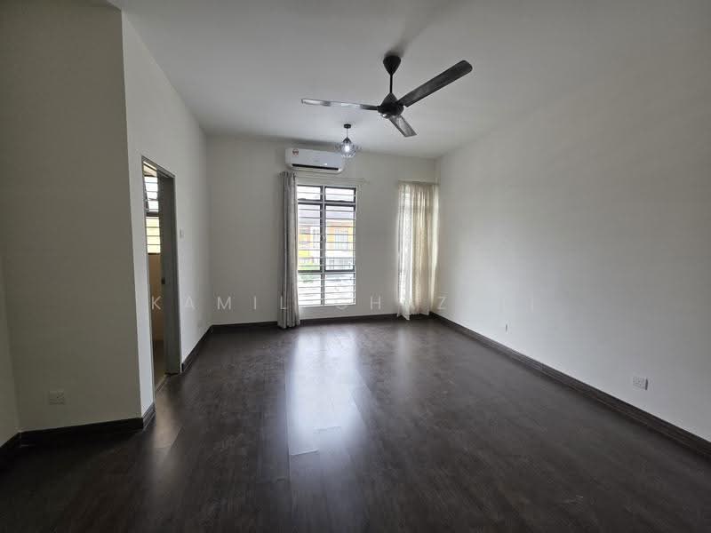 2-storey Terraced House for Sale in Presint 11 (Putrajaya) - Kamil Ghazali - Living Room - PropertyGuru.com.my