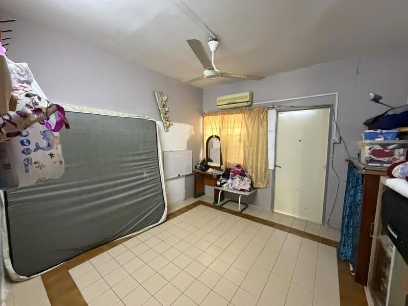 Flat for Sale at Glen Court - Kim Lee - PropertyGuru.com.my