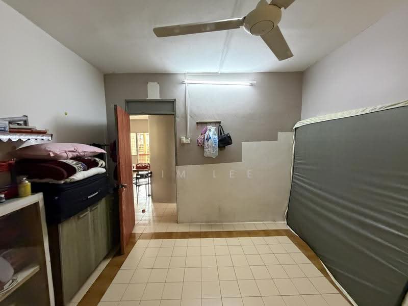 Flat for Sale at Glen Court - Kim Lee - PropertyGuru.com.my