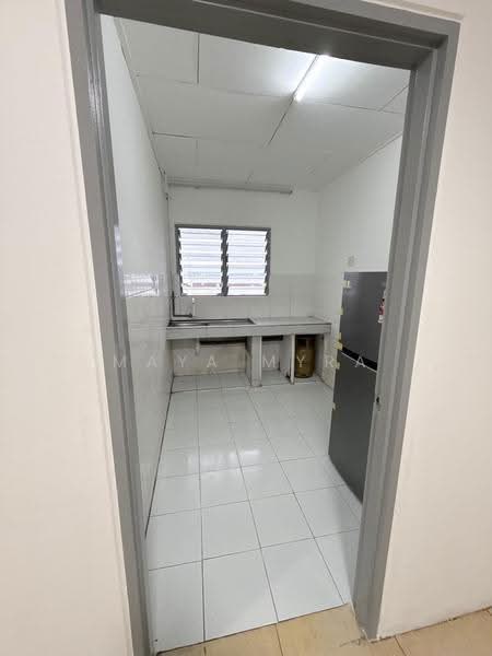 Flat for Rent at Seksyen 1 Bandar Baru Bangi - Maya Myra - Kitchen - PropertyGuru.com.my
