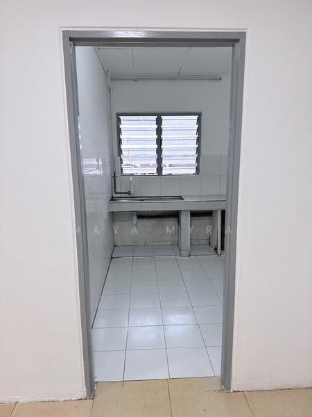 Flat for Rent at Seksyen 1 Bandar Baru Bangi - Maya Myra - Kitchen - PropertyGuru.com.my