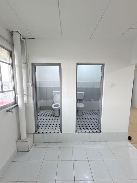 Flat for Rent at Seksyen 1 Bandar Baru Bangi - Maya Myra - Bathroom - PropertyGuru.com.my