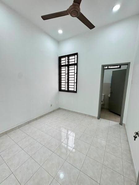 2-storey Terraced House for Sale in Bandar Putra Kulai (Kulai) - Claire Lai - Interior - PropertyGuru.com.my