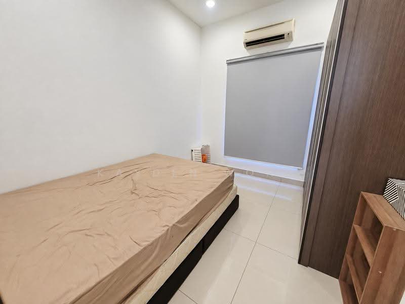 2-storey Terraced House for Sale in Bandar Putra Permai (Seri Kembangan) - Kayden Wong - Bedroom - PropertyGuru.com.my