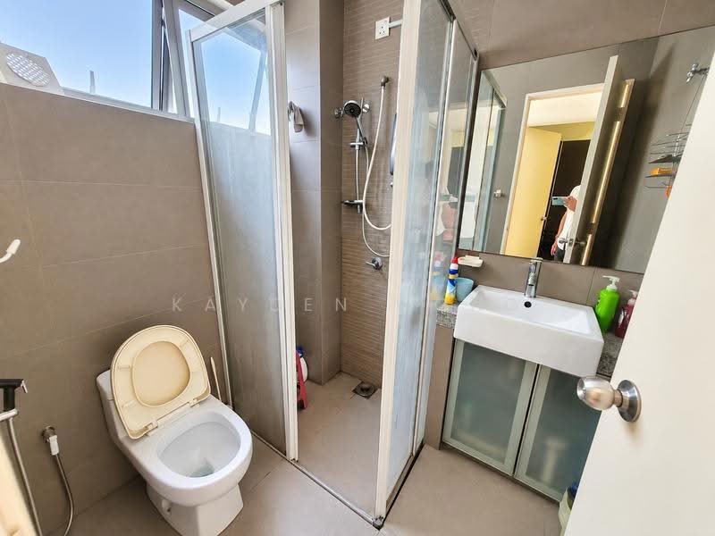 2-storey Terraced House for Sale in Bandar Putra Permai (Seri Kembangan) - Kayden Wong - Bathroom - PropertyGuru.com.my