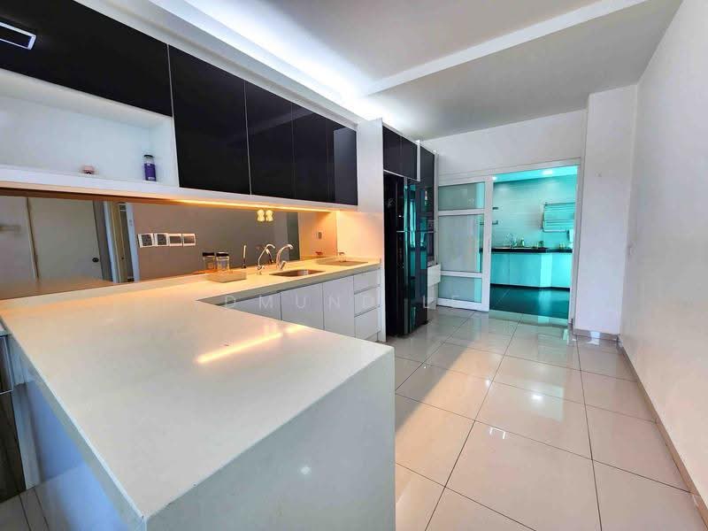 Rumah Teres 3-Tingkat untuk Disewa di Lake Fields (Sungai Besi) - Edmund Lee - Kitchen - PropertyGuru.com.my
