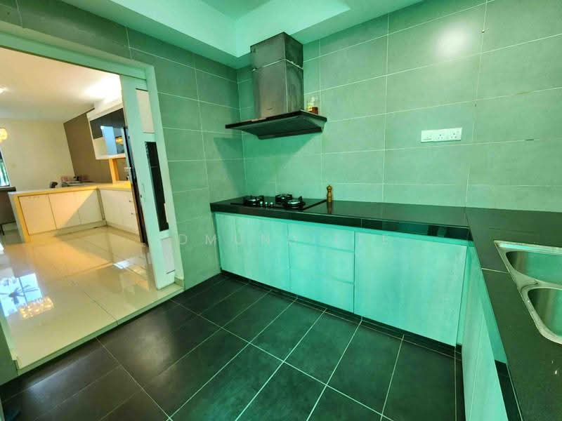Rumah Teres 3-Tingkat untuk Disewa di Lake Fields (Sungai Besi) - Edmund Lee - Kitchen - PropertyGuru.com.my