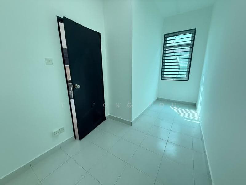 2-storey Terraced House for Sale in Taman Scientex Senai (Senai) - Ee Fong Toh - Interior - PropertyGuru.com.my
