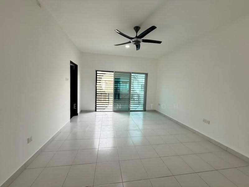 2-storey Terraced House for Sale in Taman Scientex Senai (Senai) - Ee Fong Toh - Living Room - PropertyGuru.com.my