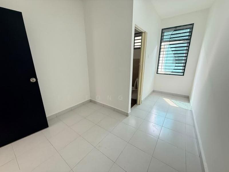 2-storey Terraced House for Sale in Taman Scientex Senai (Senai) - Ee Fong Toh - Bathroom - PropertyGuru.com.my