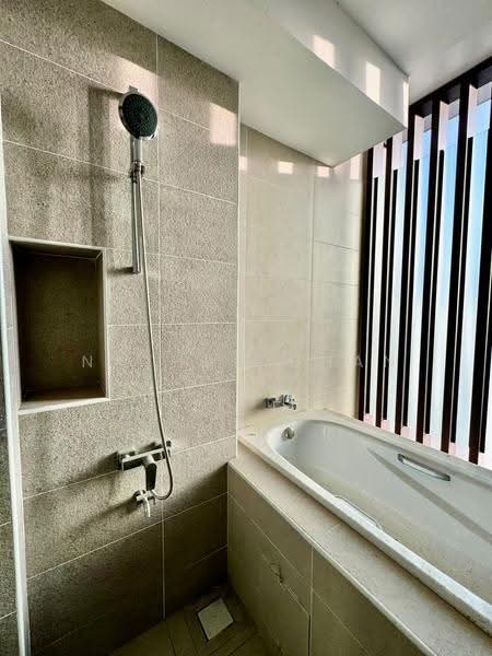 Semi-Detached House for Sale in Taman Kulai (Kulai) - Nathan Chan - Bathroom - PropertyGuru.com.my