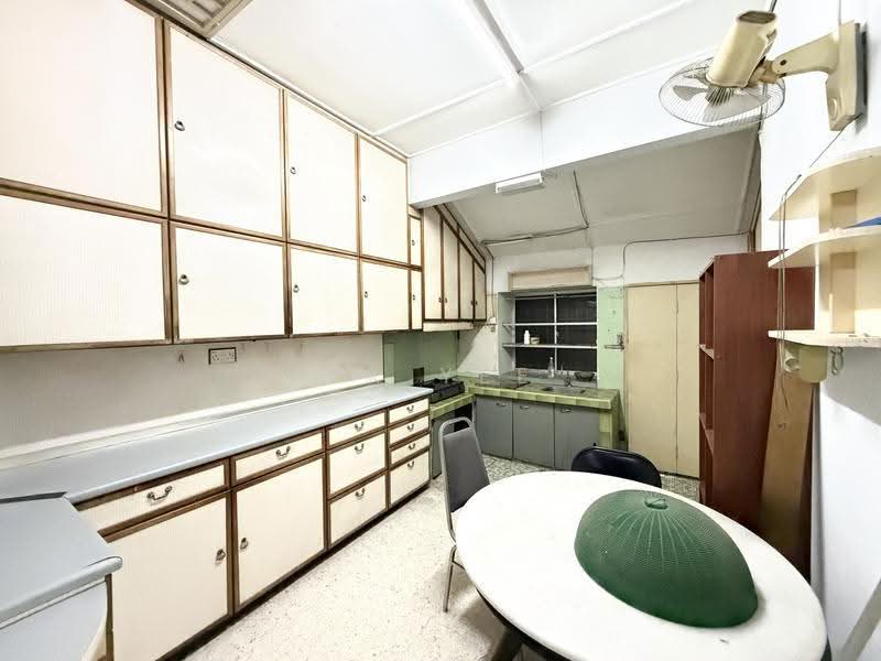 Rumah Teres untuk Dijual di Taman Midah (Cheras) - CK Yee - Kitchen - PropertyGuru.com.my