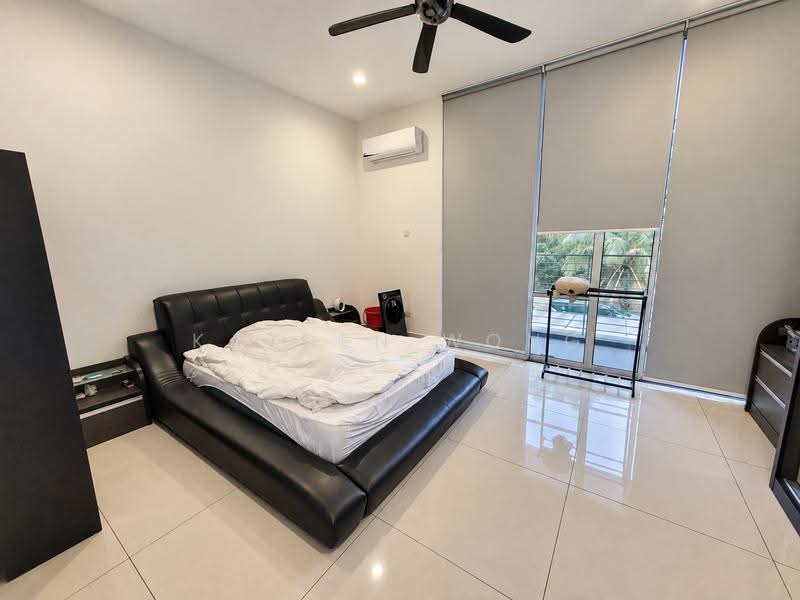 2-storey Terraced House for Sale in Lestari Putra (Seri Kembangan) - Kayden Wong - Bedroom - PropertyGuru.com.my