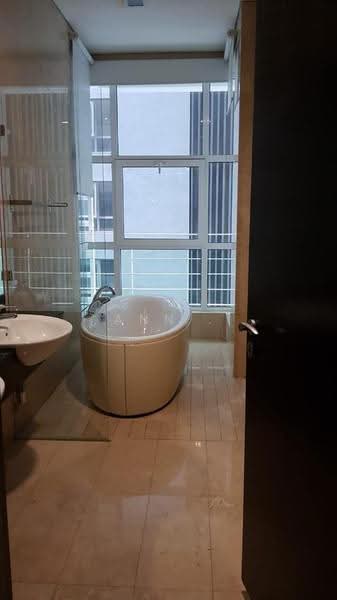 Kondominium untuk Dijual di The Pearl KLCC - Ann . - Bathroom - PropertyGuru.com.my