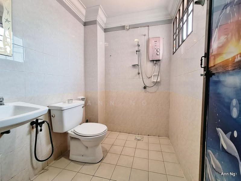 Terraced House for Sale in Bandar Botanic (Klang) - Ann Ng - Master Bathroom - PropertyGuru.com.my