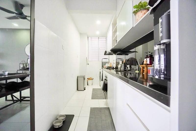 Kondominium untuk Dijual di Residensi Platinum Teratai - Hafiz Sulaiman - Kitchen - PropertyGuru.com.my