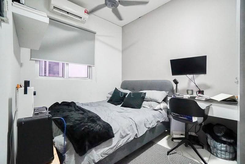 Kondominium untuk Dijual di Residensi Platinum Teratai - Hafiz Sulaiman - Bedroom - PropertyGuru.com.my