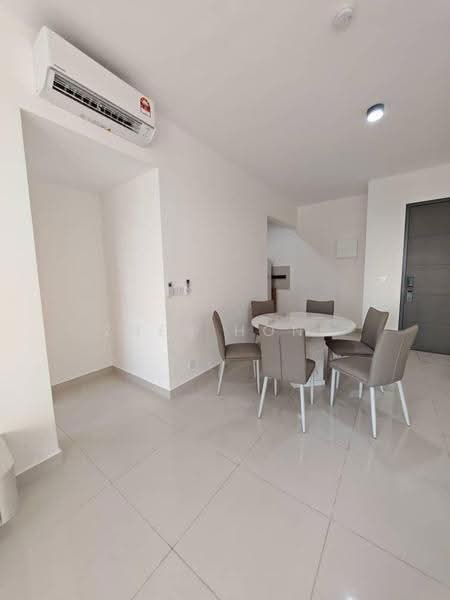 Kediaman Servis untuk Disewa di GEM Residences - Zhen Hong - Dining Room - PropertyGuru.com.my