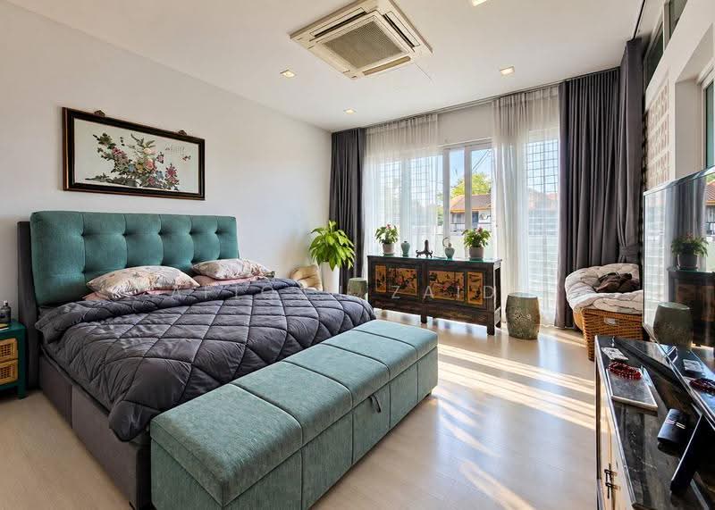 Rumah Teres 2-Tingkat untuk Dijual di Taman Seputeh (Seputeh) - Afiqah zaidi - Bedroom - PropertyGuru.com.my